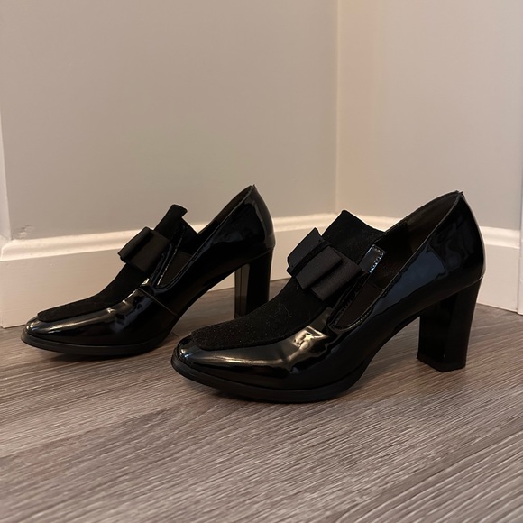 Block Heel with Bow - Picture 3 of 5